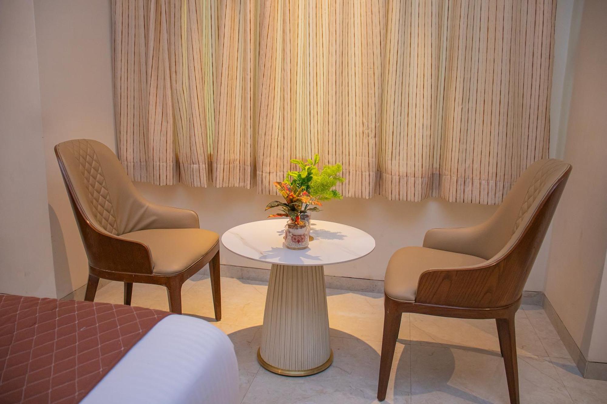 Hotel Czar Inn - Vashi Navi Mumbai Zewnętrze zdjęcie