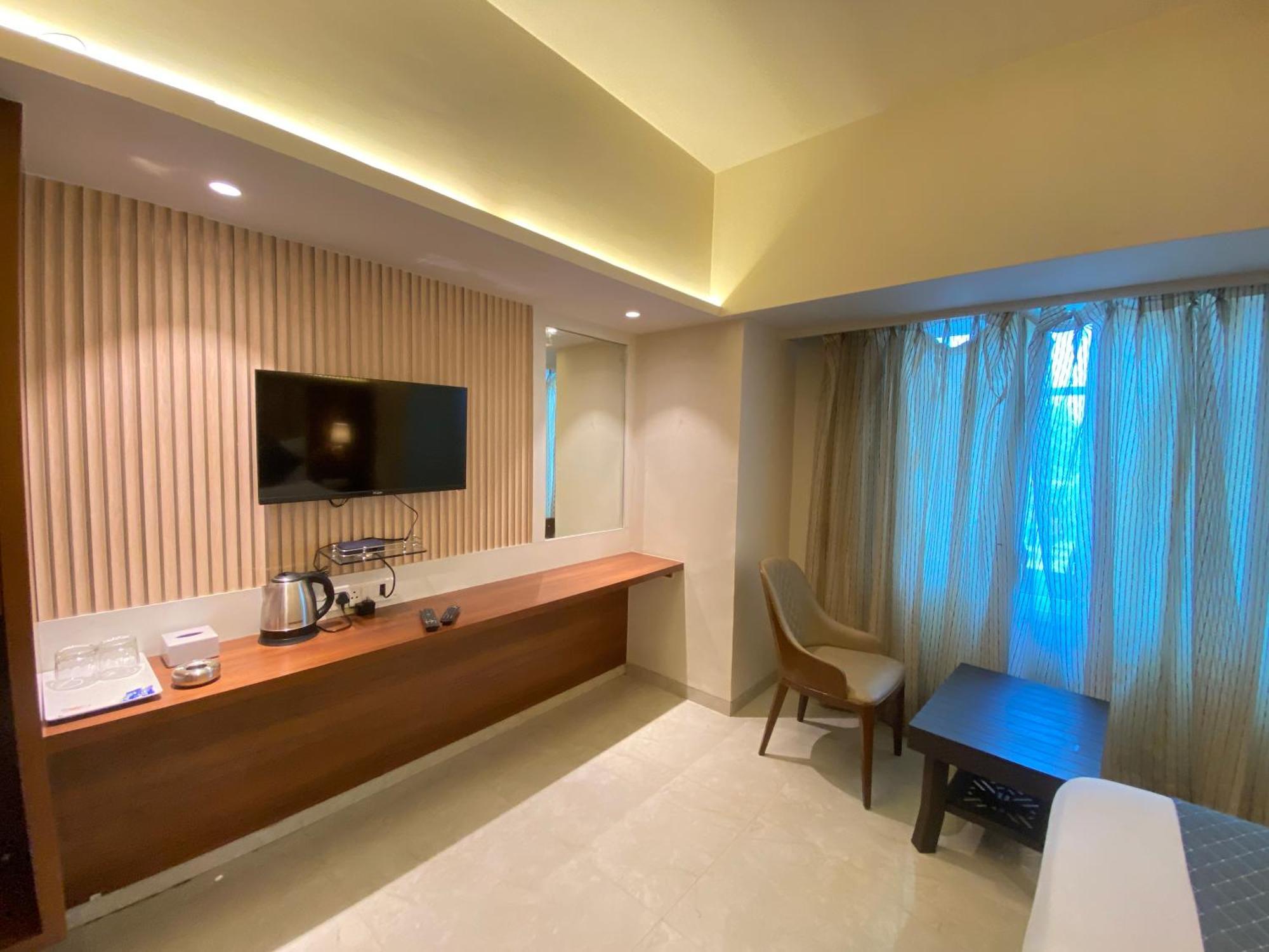 Hotel Czar Inn - Vashi Navi Mumbai Zewnętrze zdjęcie